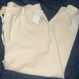 Cala Women's Cream Joggers